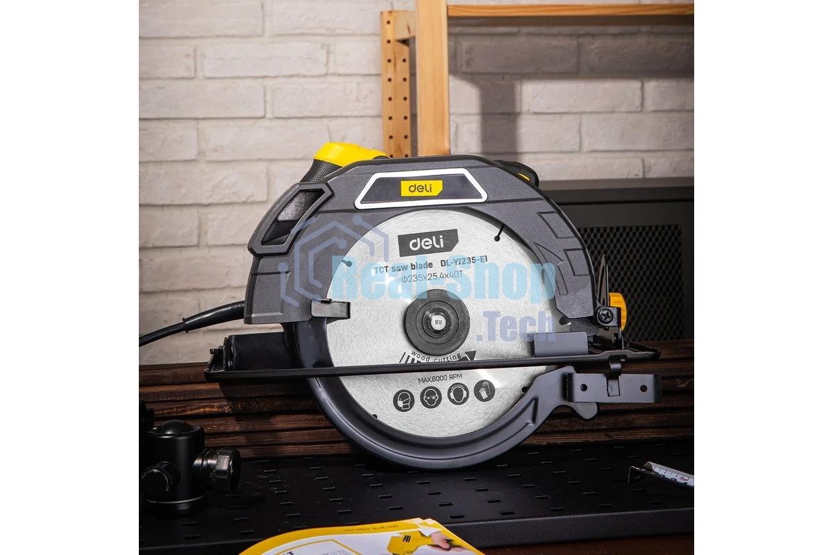 Циркулярная пила Deli DL-YJ235-E1 (2200Вт, 4200об/мин, диаметр диска 235мм)
