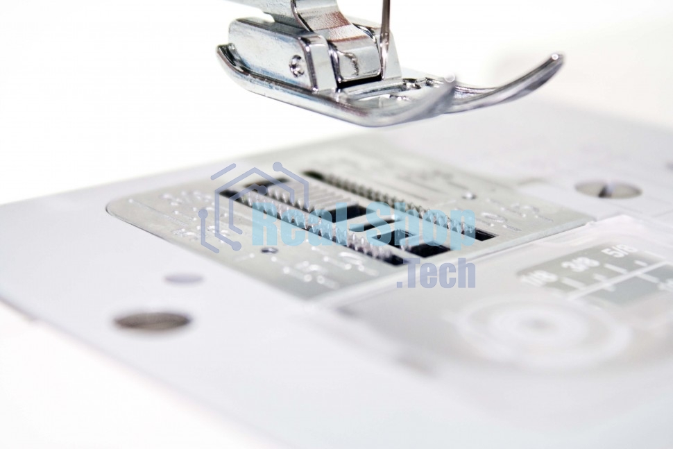 Швейная машина Janome EL-150