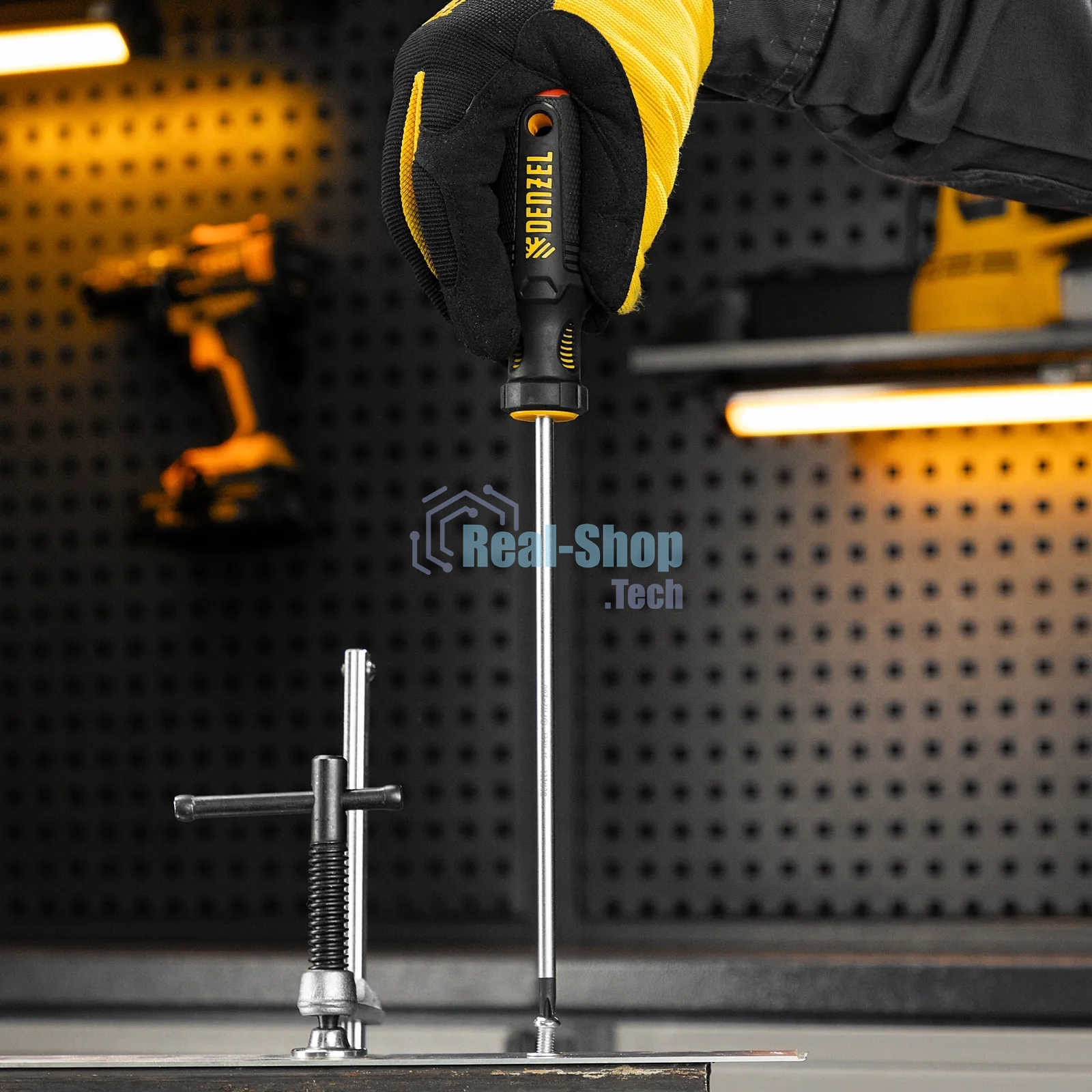 Отвертка Denzel PH2х200 мм, S2, 3к рукоятка