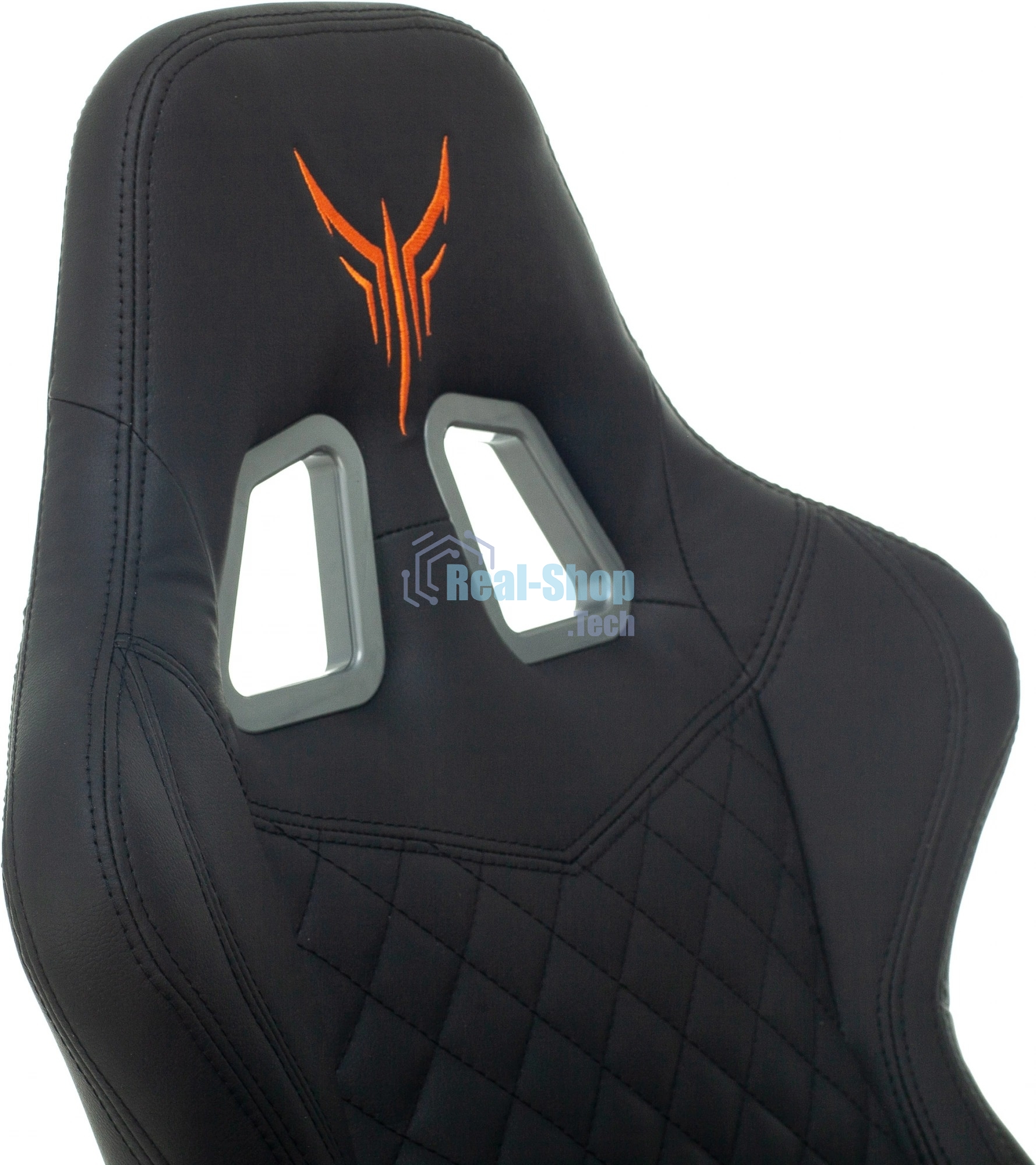 Кресло игровое Knight ARMOR черный, ромбик, эко.кожа, с подголовником, крестовина металл