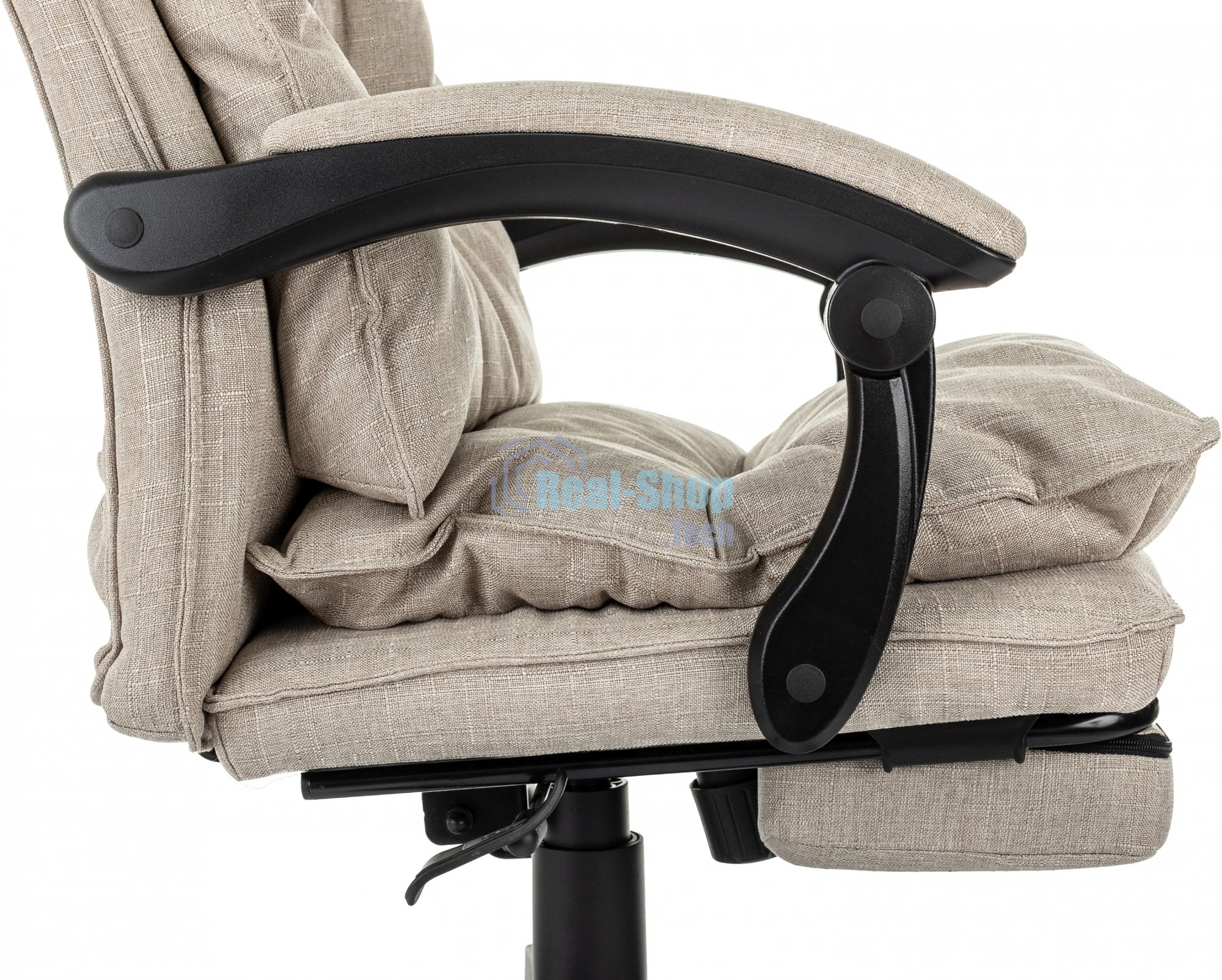 Кресло руководителя Бюрократ CH-820MSG-F бежевый 38-402 крестов. пластик подст. для ног