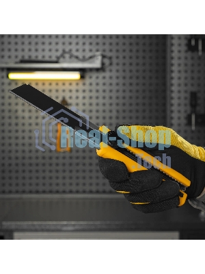 Нож Denzel 25 мм, сменное лезвие, SK4, корпус из TPR, метал. направляющая, винтовой фиксатор