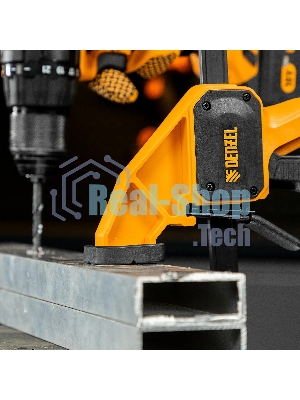 Струбцина Denzel F-образная, быстрозажимная, 300 х 80 мм, усиленный нейлоновый корпус