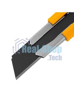 Нож Denzel 18 мм, сменное лезвие, SK4, метал. направляющая, клипса, нажимной фиксатор