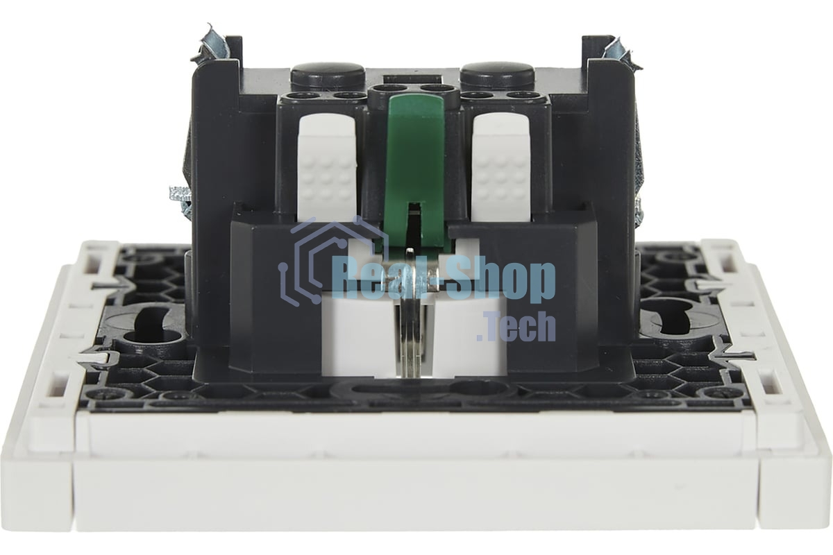 Розетка СП FORTE&PIANO FP213 16А с заземл. защ. шторки безвинт. крепл. белый IEK FP-R14-16-1-K01