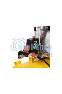 Компрессор воздушный ременной масляный Ballu BCB-100-440 желтый