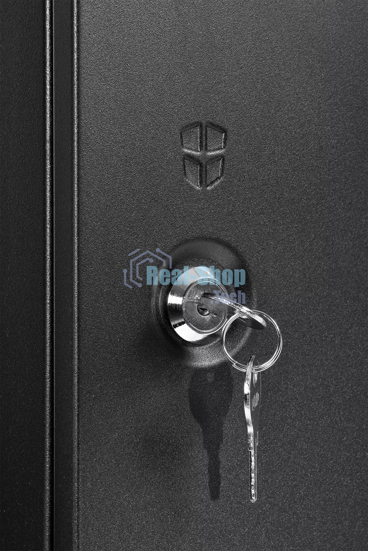 Шкаф телекоммуникационный настенный разборный ЦМО ЭКОНОМ 18U (600 520) дверь металл, черный