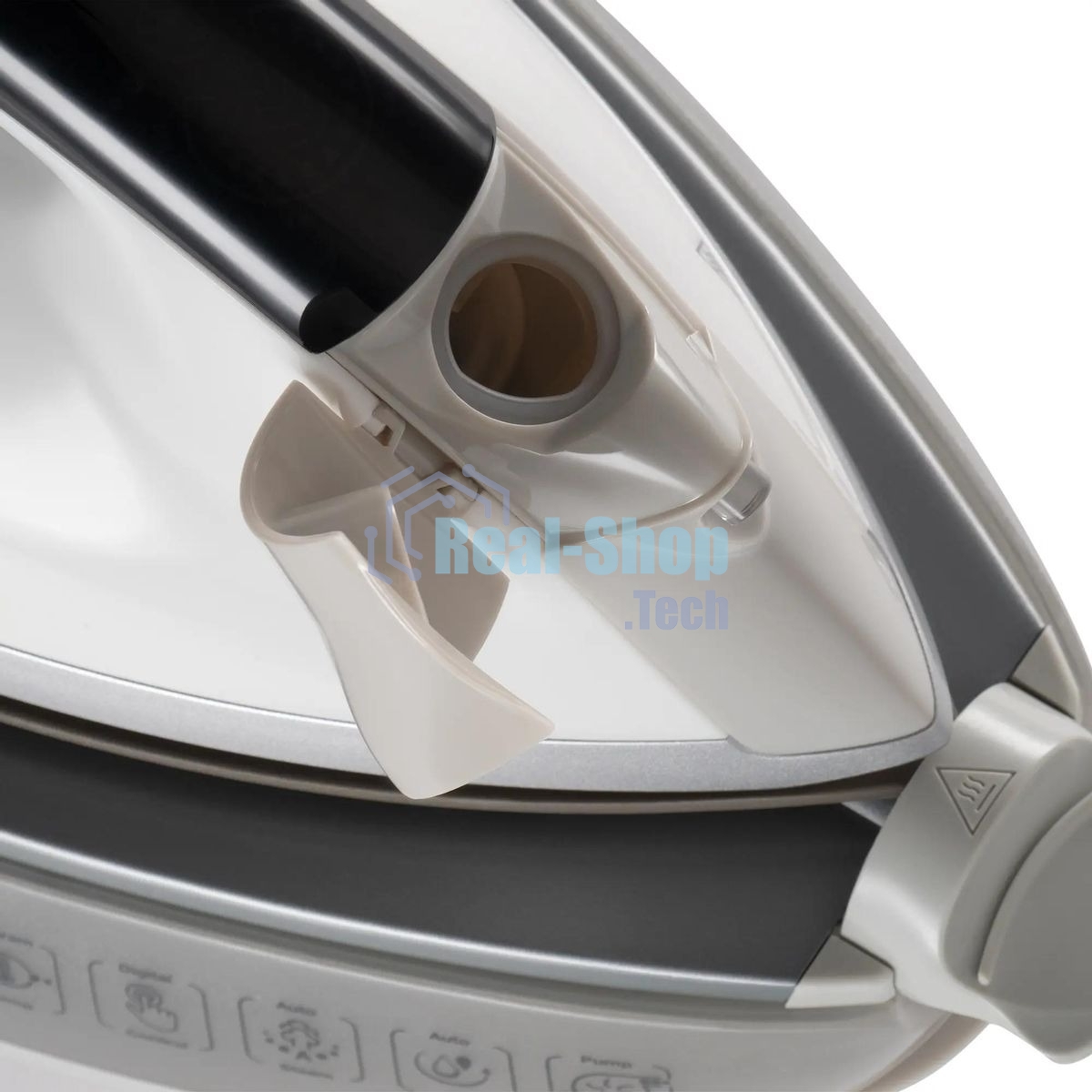 Парогенератор Hyundai H-SSP2600 2600Вт белый/серебристый