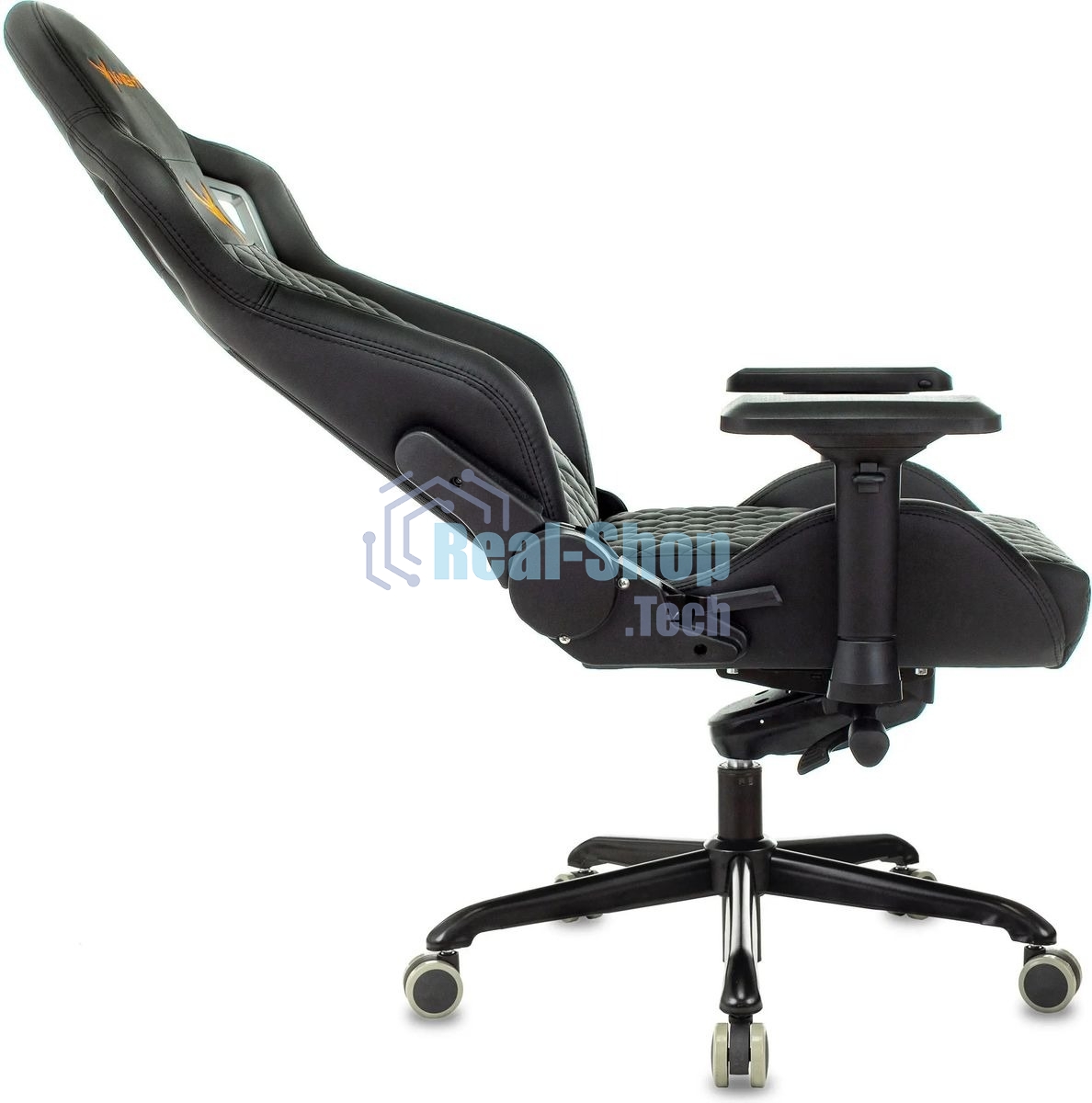 Кресло игровое Knight TITAN черный ромбик эко.кожа с подголов. крестовина металл