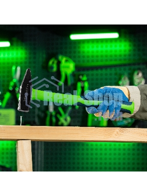 Молоток слесарный Сибртех 800 г, фибергласовая обрезиненная рукоятка