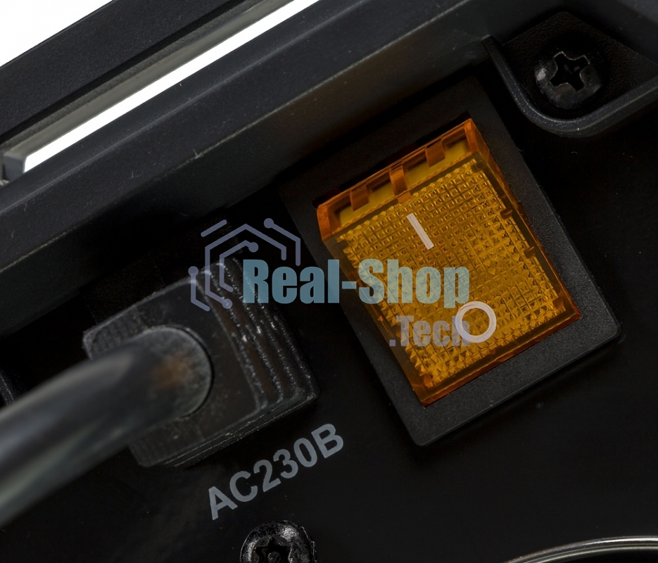 Сварочный аппарат инверторный Ресанта САИ-220ТLUX