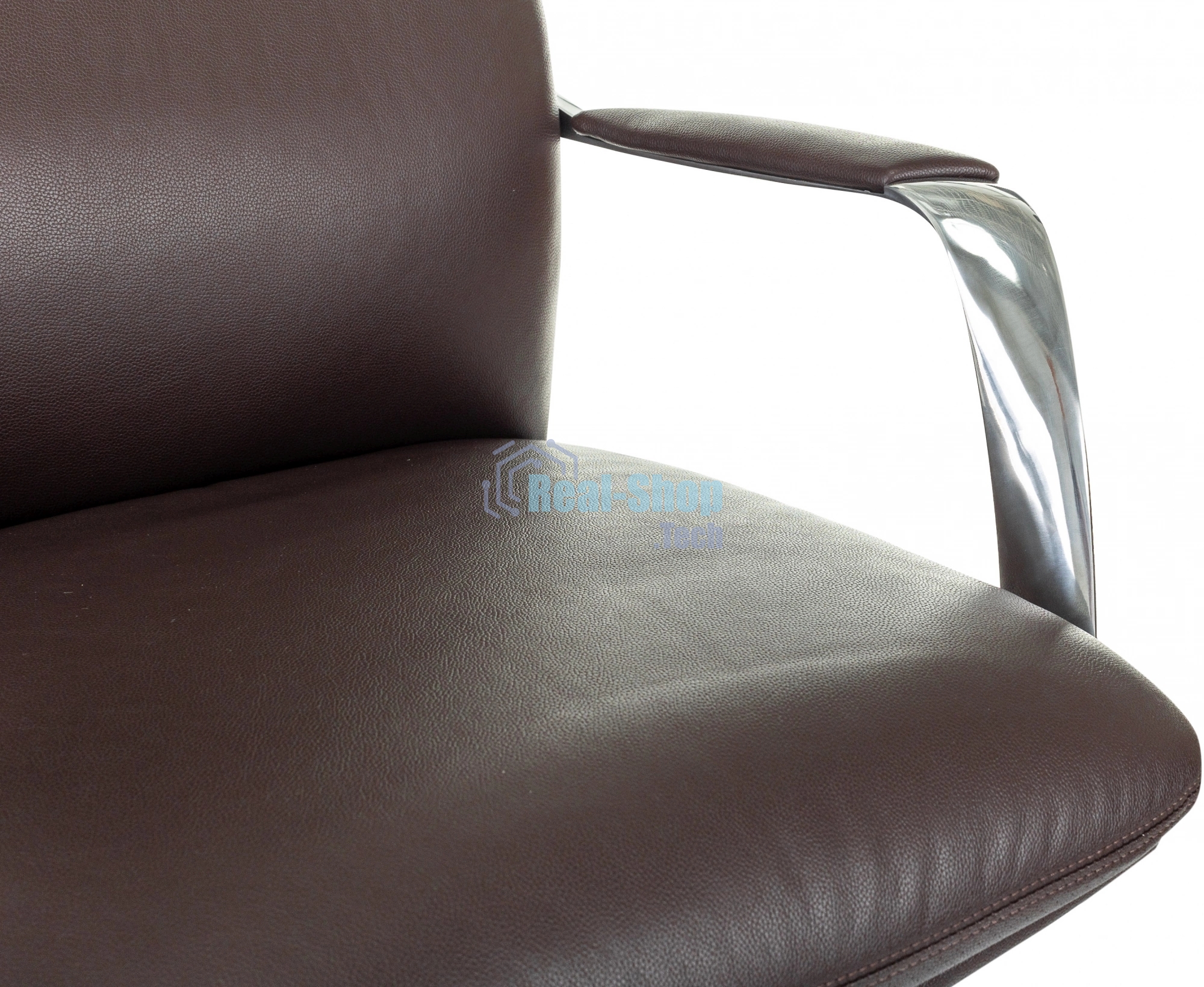 Кресло руководителя Бюрократ VEGA коричневый, кожа, крестов. алюминий