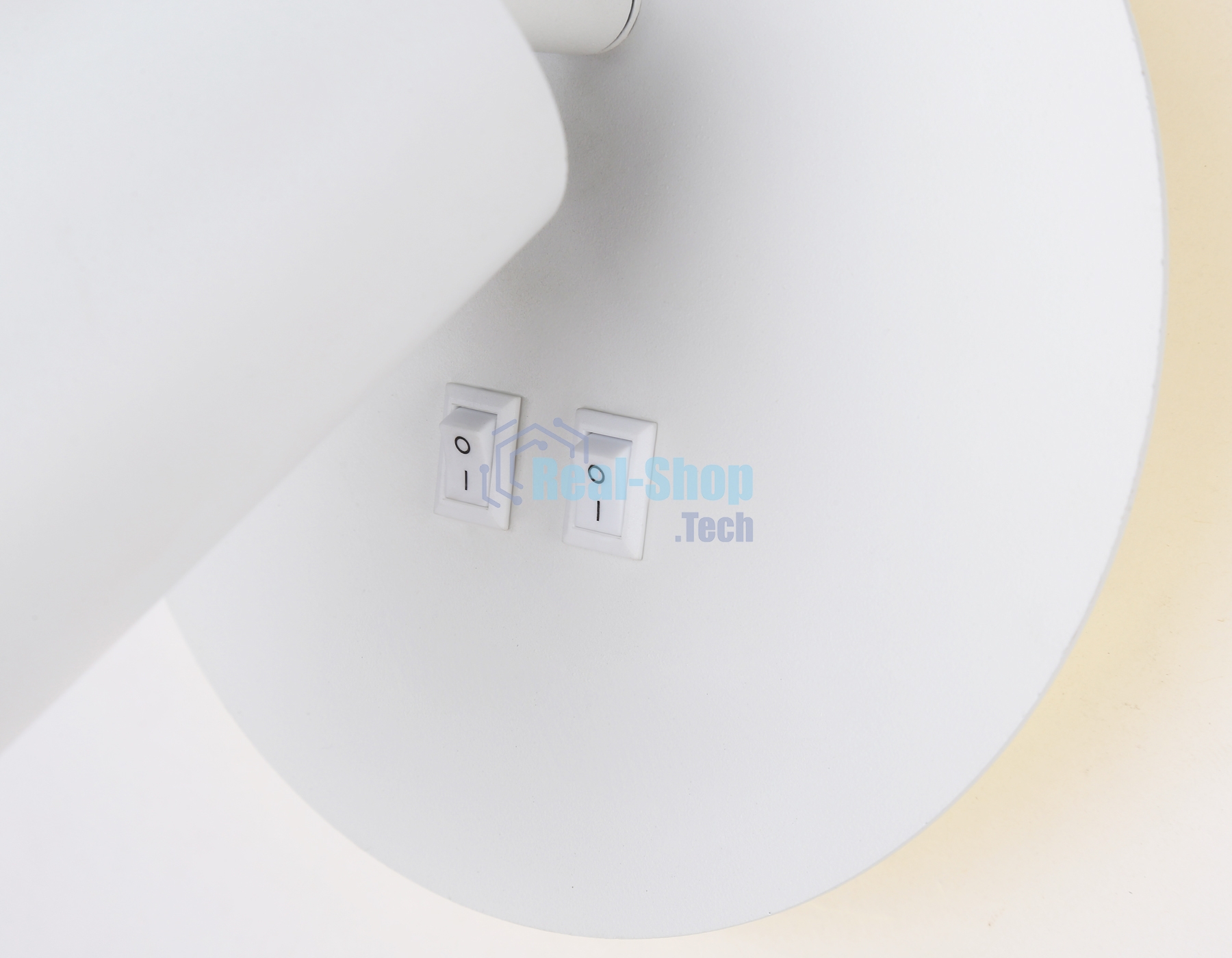 Настенный светильник с выключателем Ambrella light FW2462 WH белый GU10 max 12W+LED 4200K 7W D145*150