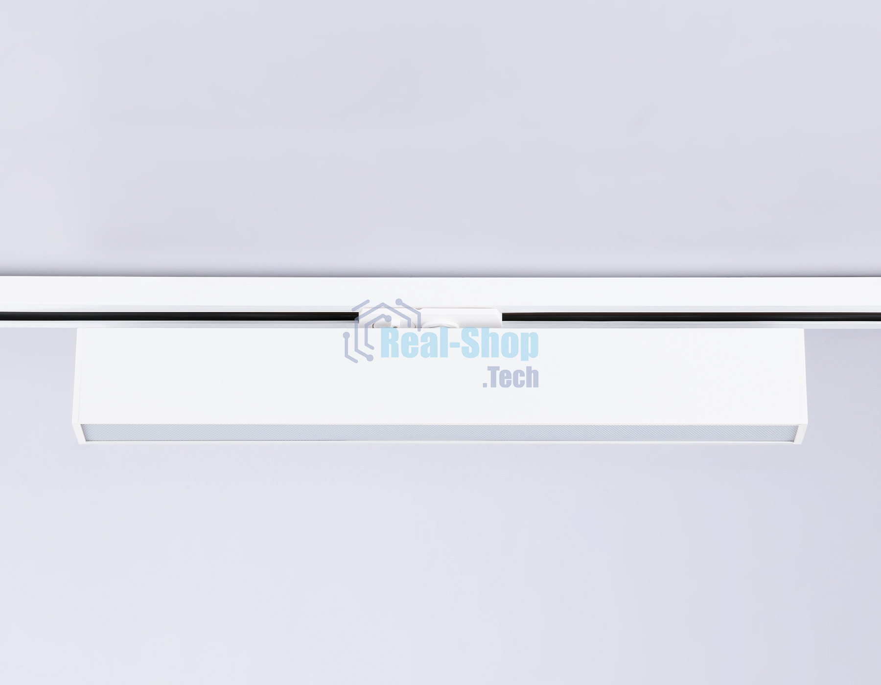 Трековый однофазный светильник Ambrella light GL6772 WH белый LED 24W 4200K 600*22*48