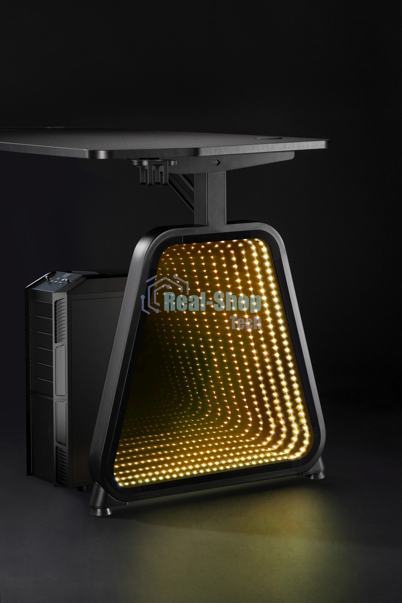 Стол игровой Cactus CS-GMD-BK-RGb столешница МДФ, черный каркас черный 136x60x75 см