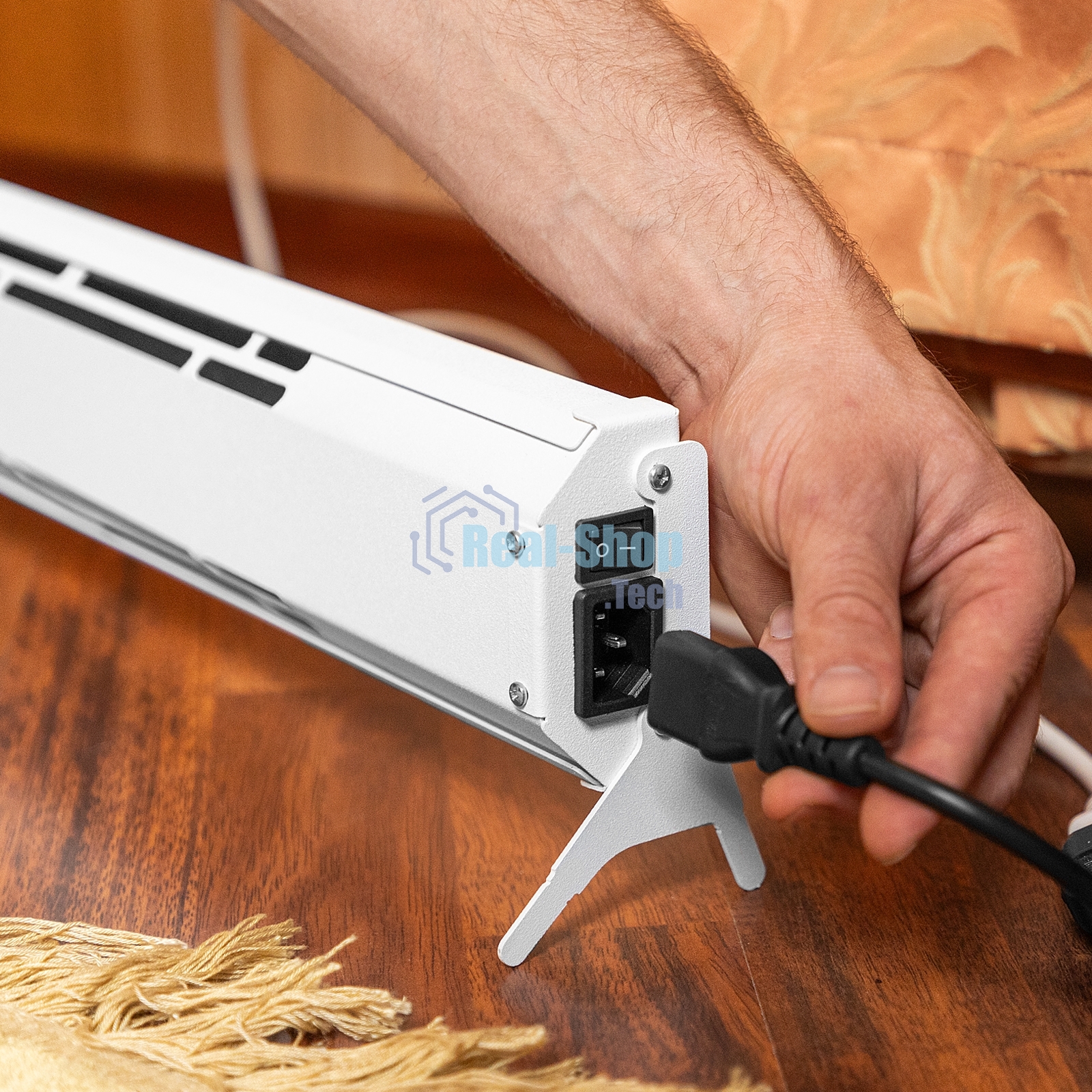 Конвектор плинтусный Denzel ATRIC-45 белый, 450 Вт, 6 м2