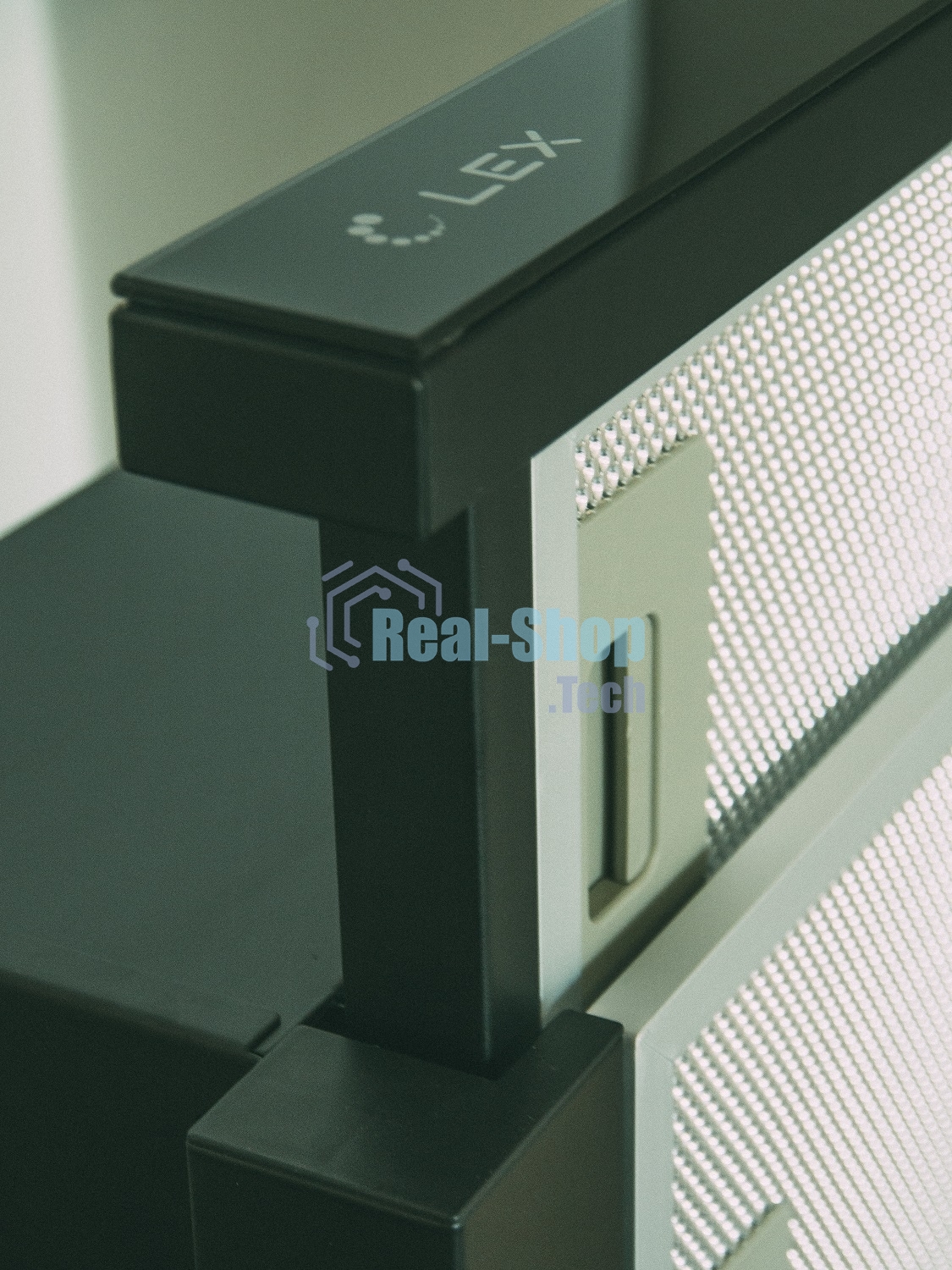 Вытяжка встраиваемая LEX Hubble G 600 черный, 60 см, 650 куб. м/ч, 48 дБ