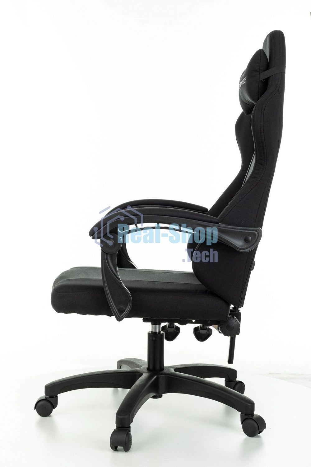 Кресло игровое Zombie Rudger черный с подголов. крестов. пластик