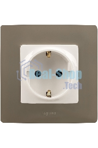 Механизм розетки 1-м СП Etika 2К+З 16А защ. шторки с заземл. винт. зажимы бел. Legrand 672222