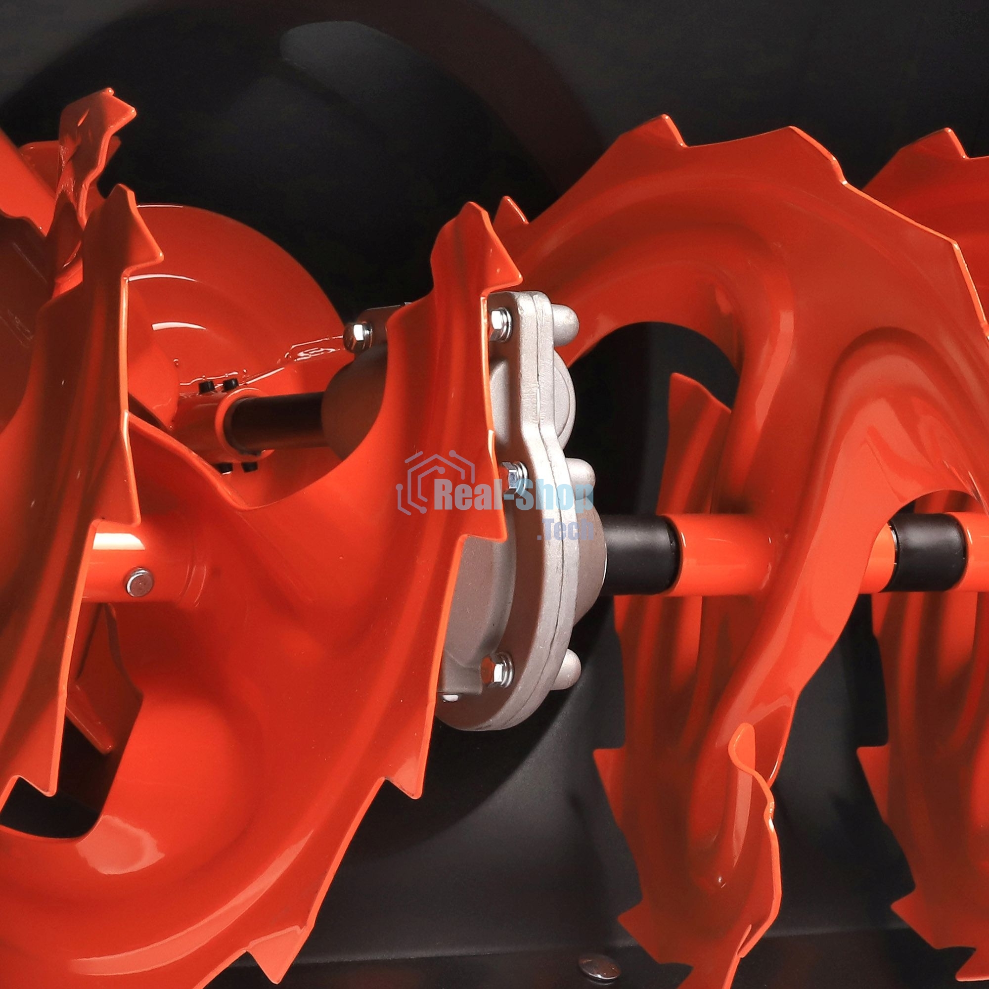 Снегоуборщик PATRIOT PS 707 E, Двигатель 7л.с до -25 °С; 212 сс; Стартер ручной/220V; LED-фара, Панель c увеличенным диапазоном скоростей 6 вперед/2 назад; Ширина ковша 610мм +100(26