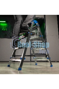 Стремянка двухсторонняя Сибртех 4 ст., сталь профиль, стальные ступени