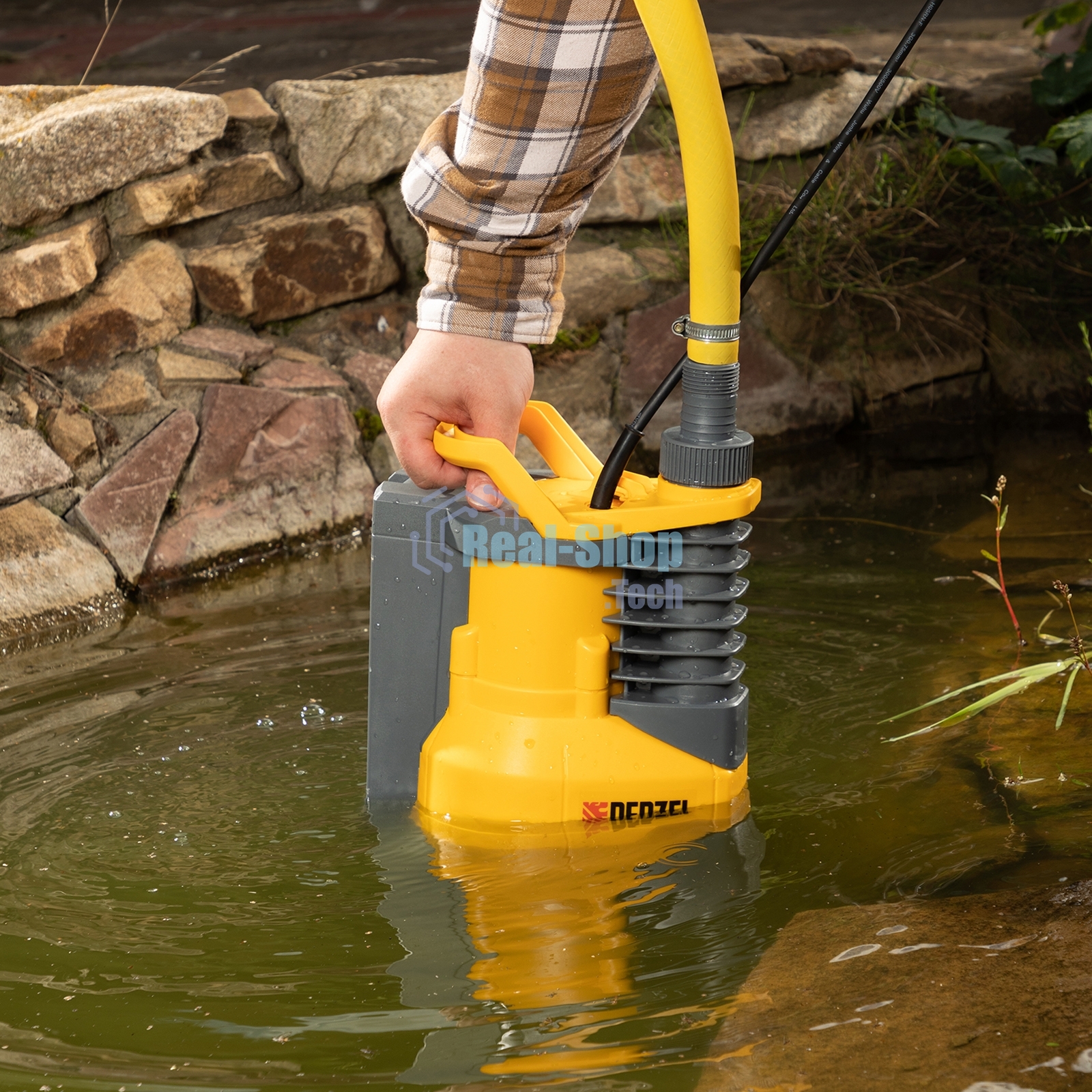 Насос Denzel DPХ950 дренажный х-pro 950Вт подъем 8.5м 15500л/ч