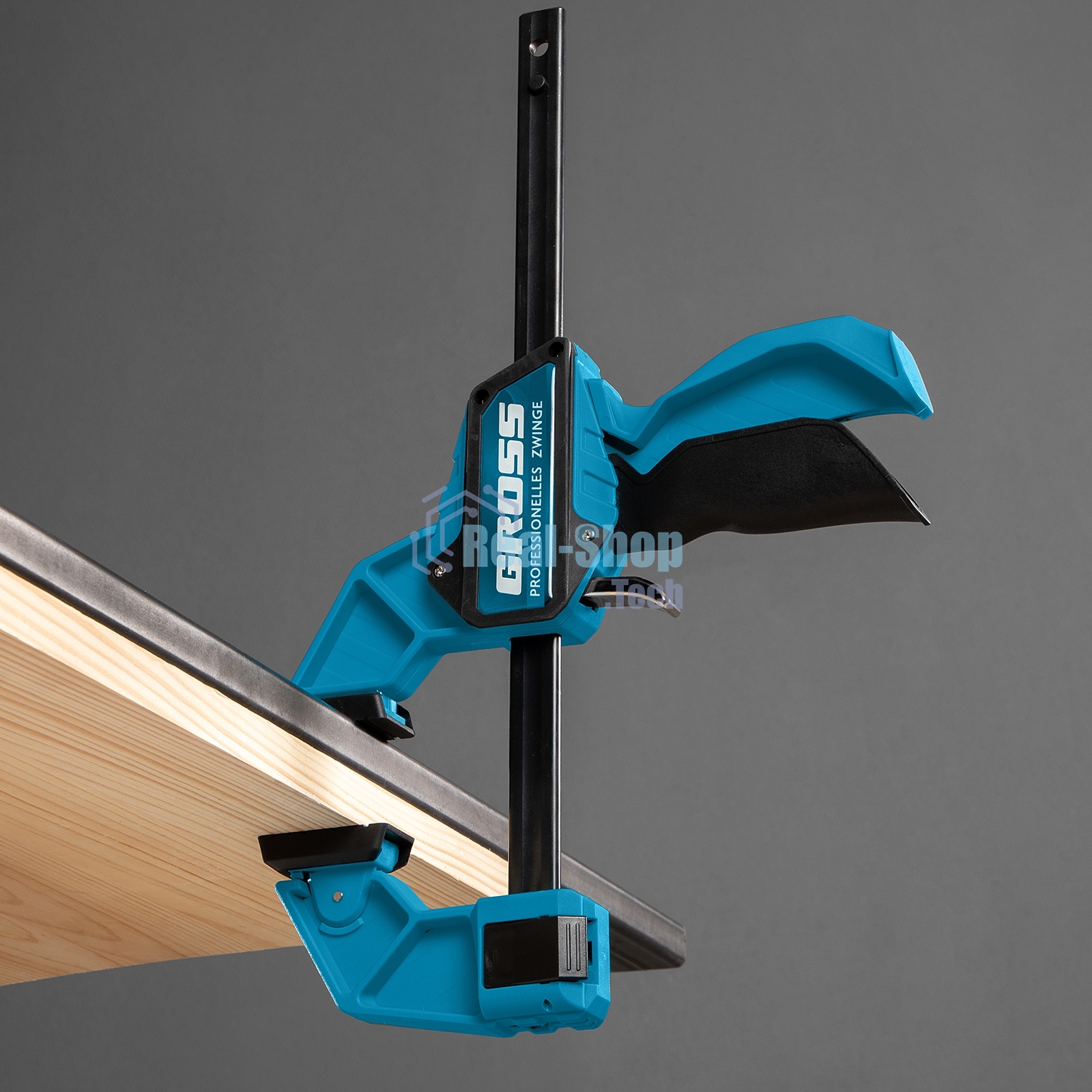 Струбцина реечная Gross быстрозажимная, пистолетного типа, пошаг. механизм, пластиковый корпус,150 мм