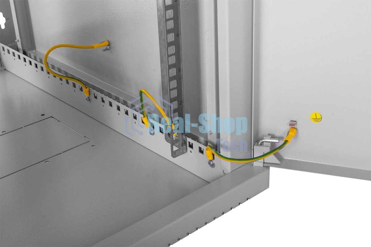 Шкаф коммутационный ЦМО (ШРН-15.500.1) настенный 15U 600x529 мм пер. дв. металл 200 кг серый 470 мм 180 град.