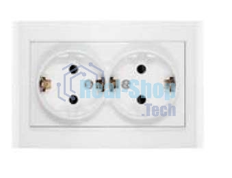 Розетка 2-м СП Бриллиант защ. шторки с заземл. бел. UNIVersal 7947540