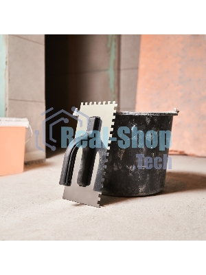 Гладилка нержавеющая Rexant 130х270 мм, зуб 8х8 мм, пластиковая ручка