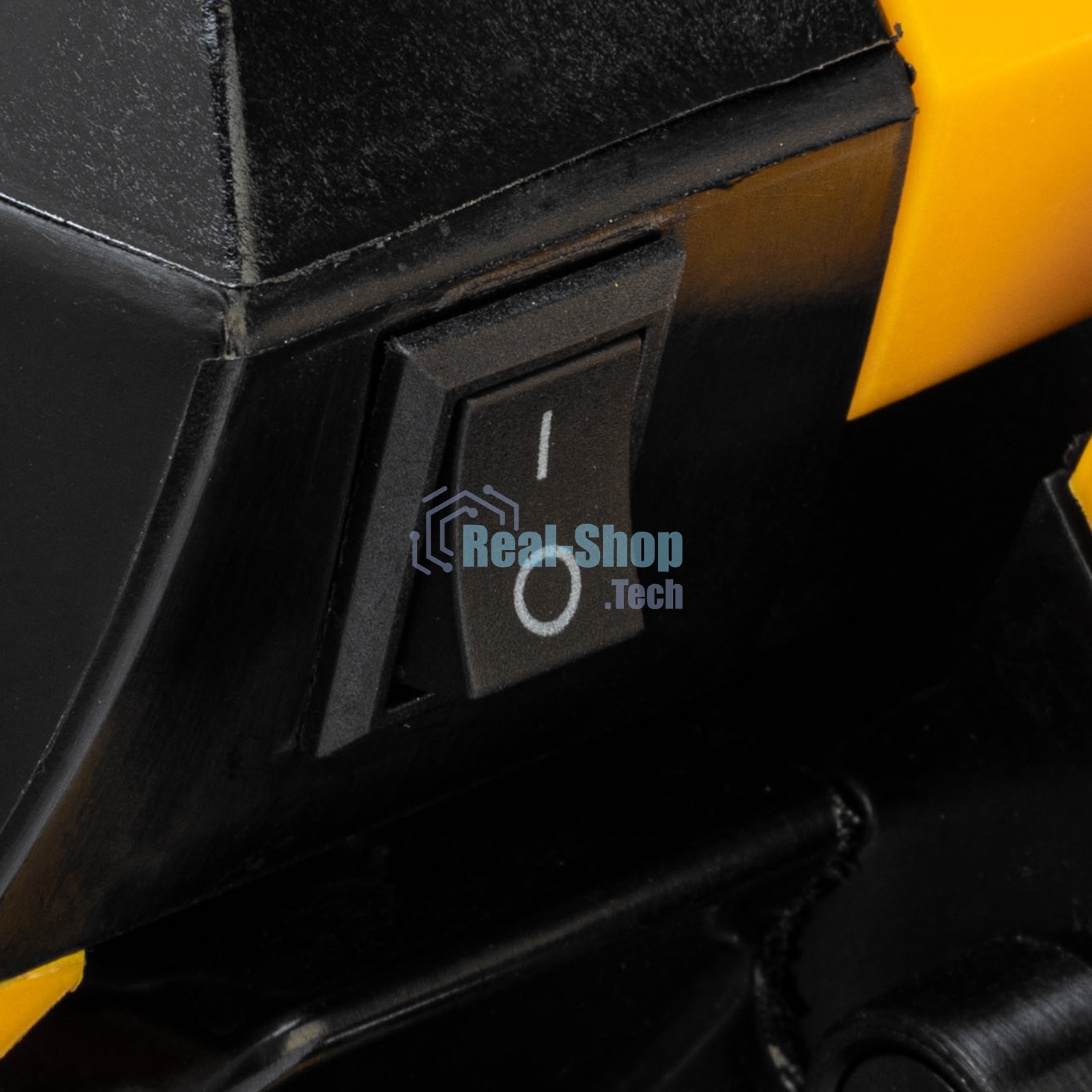 Пила цепная бензиновая Denzel DGS-4516 шина 40 см, 45 см 3, 3,0 л.с., шаг 3/8, паз 1,3 мм, 57 зв