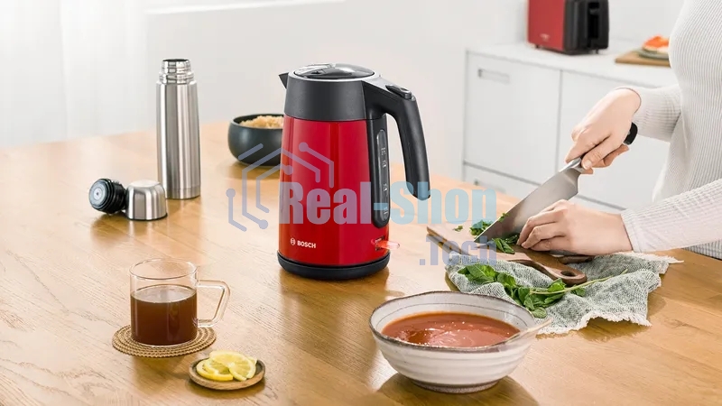 Чайник электрический Bosch TWK7L464, 1.7л, 2400 Вт., нерж.сталь, покрытая эмалью, красный,шкала уровня воды