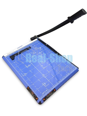 Резак сабельный ГЕЛЕОС РС A3-2 Резак сабельный ГЕЛЕОС РС A3-2, А3, 11-12 листов (70г/м2), прижим механич. корпус металл