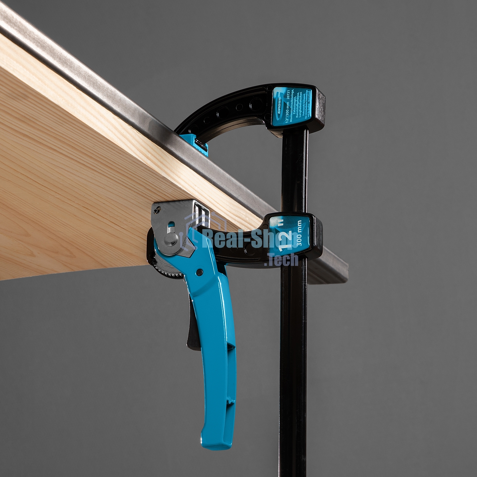 Струбцина реечная Gross быстрозажимная, металлический корпус, рычажный храповый механизм, 12