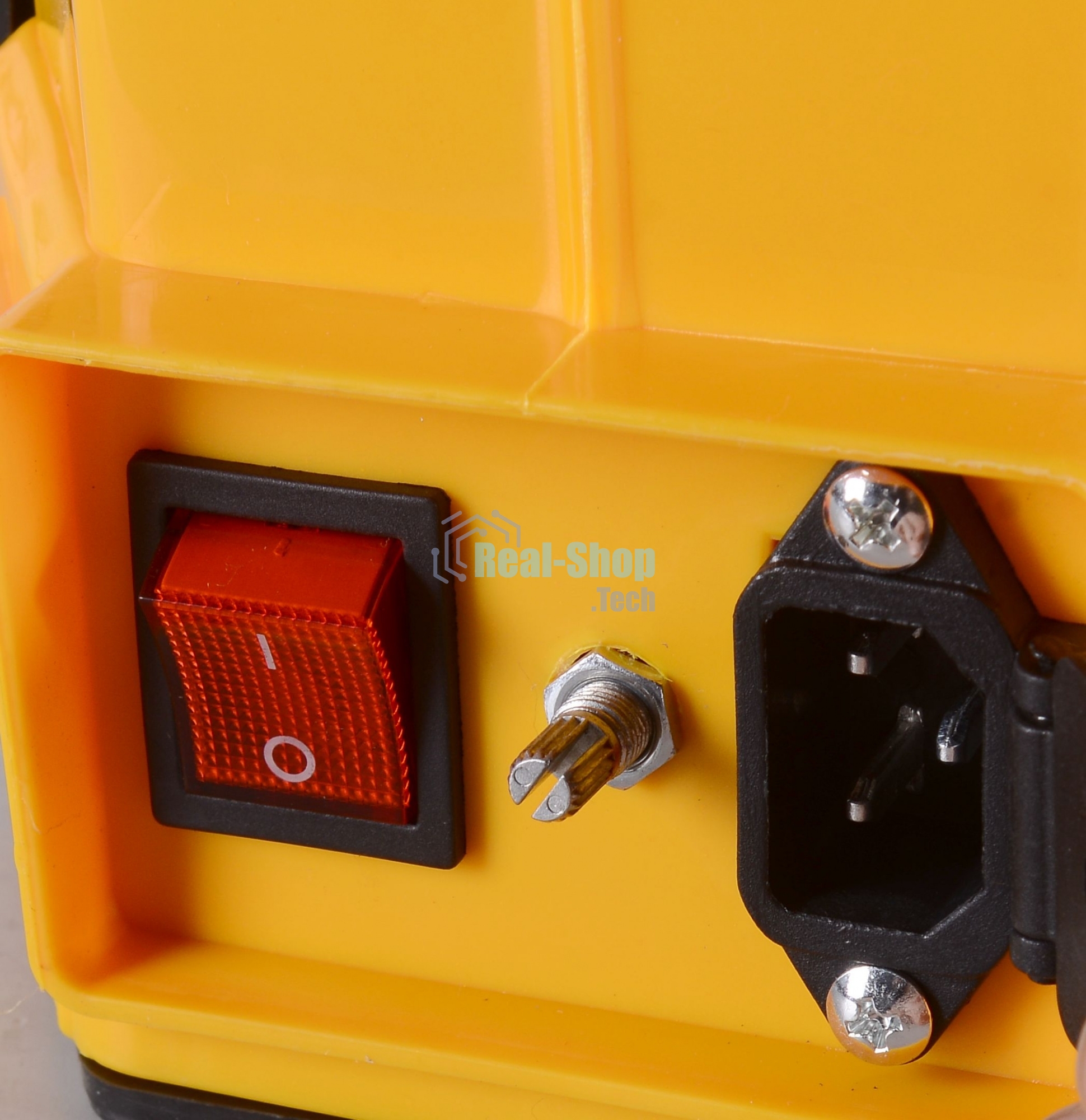 Опрыскиватель Huter SP SP-10Li аккум. ранц. 10л желтый/черный (70/13/43)