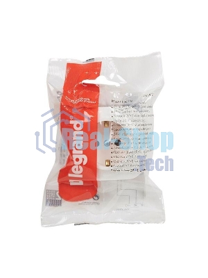 Розетка с заземлением с защитными шторками (Белая) Legrand 782220