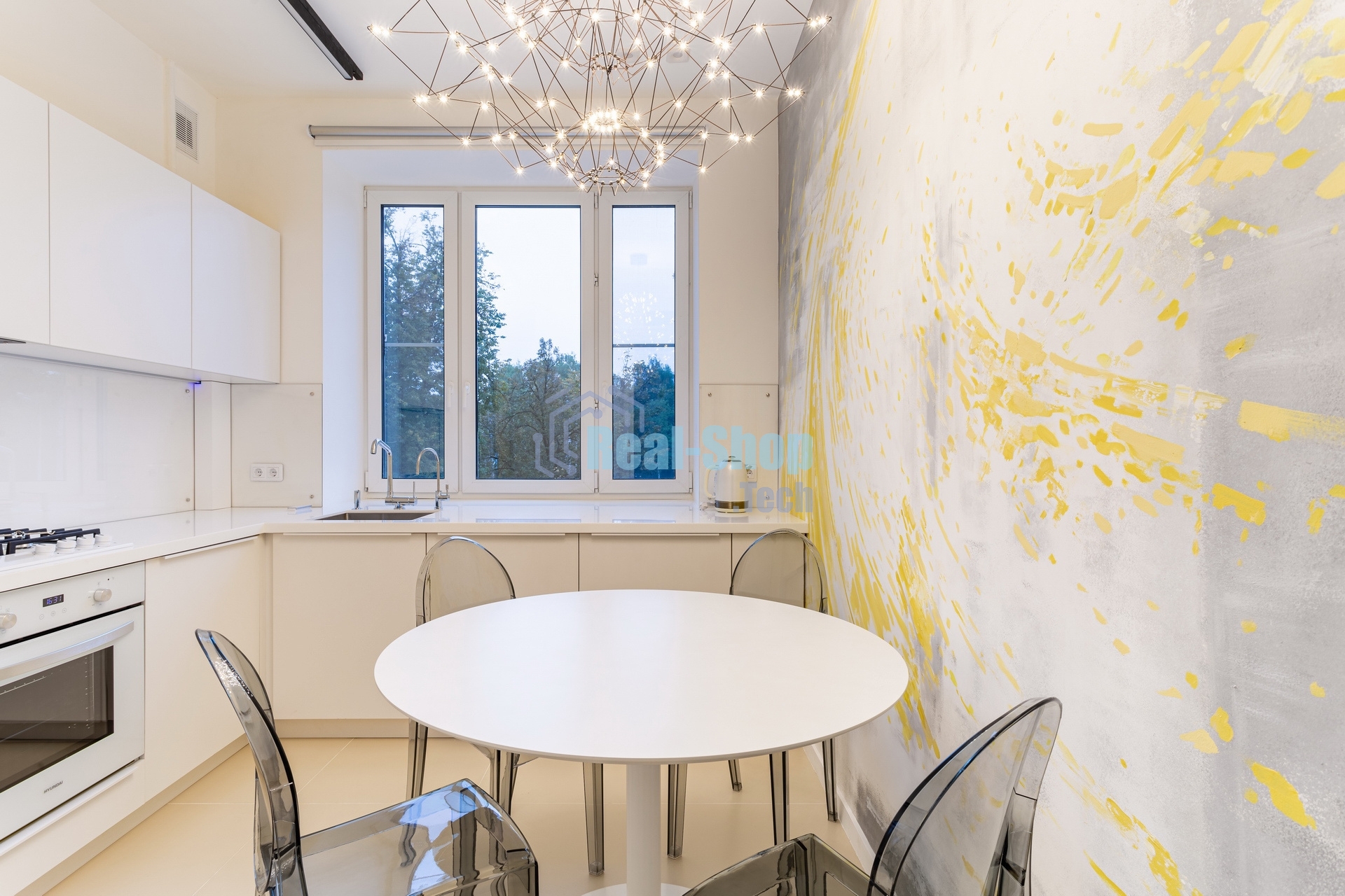 Чайник электрический Hyundai HYK-S4500 1.7л. 2200Вт жемчужный/золотистый (корпус: нержавеющая сталь/пластик)