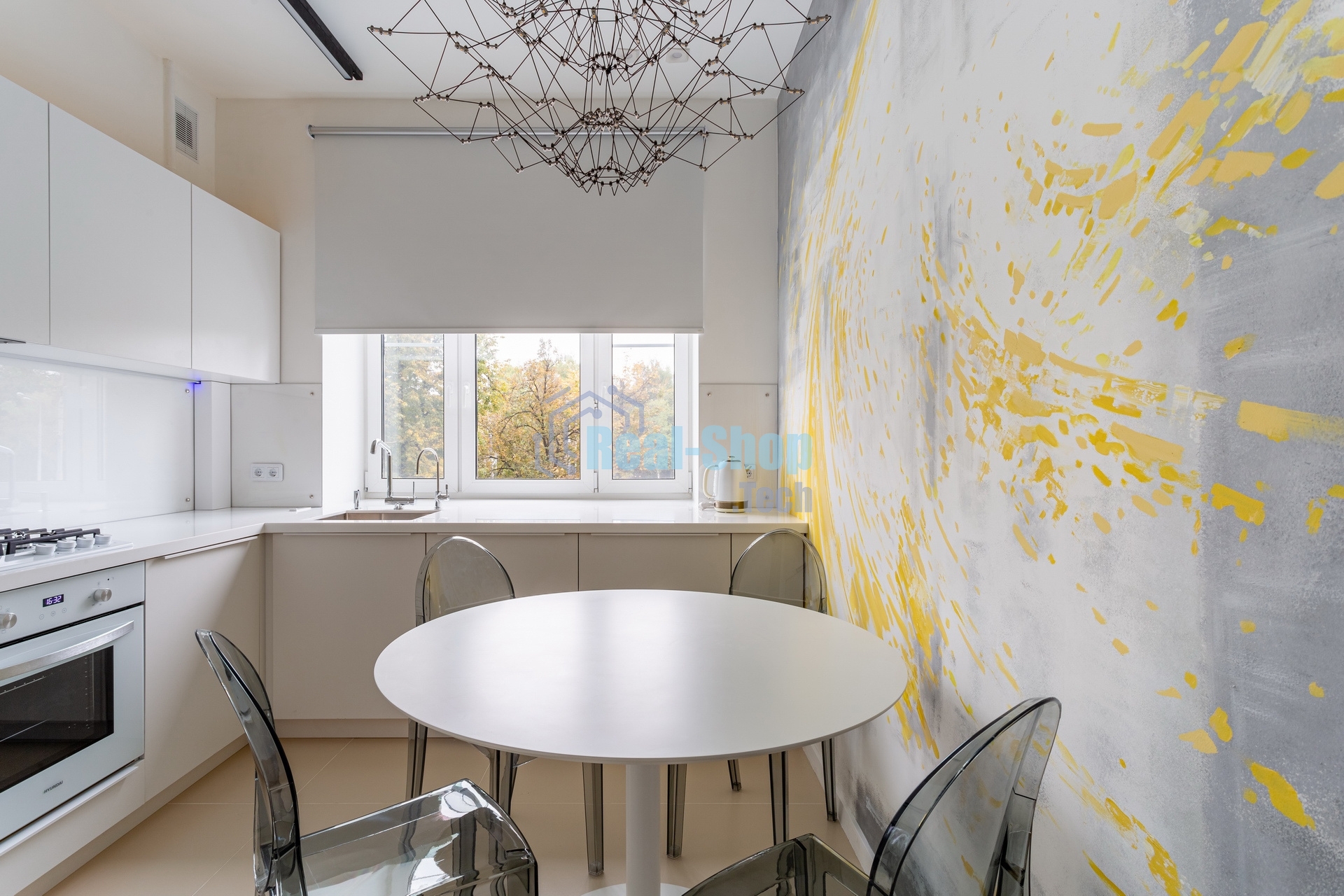 Чайник электрический Hyundai HYK-S4500 1.7л. 2200Вт жемчужный/золотистый (корпус: нержавеющая сталь/пластик)