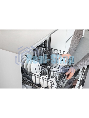 Кофемашина DeLonghi ECAM450.55.S серебристый/черный, исп. кофе - зерновой/молотый, 1.8 л, 1450 Вт, 19 бар