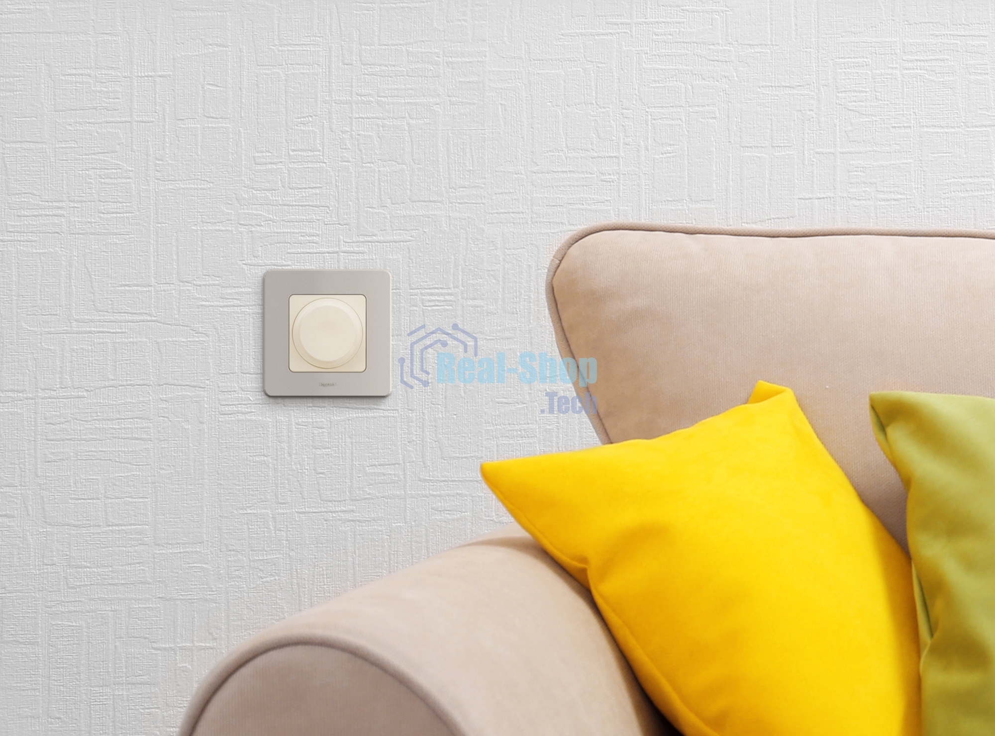 Светорегулятор поворотный Legrand без нейтрали, 300 Вт, слоновая кость