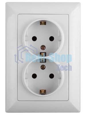 Розетка Intro Solo 4-208-01 с заземлением двойная 2X2P+E Schuko со шторками, 16А-250В, IP20, СУ, белый | Б0053697 | Intro