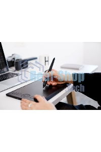 Графический планшет Wacom Intuos Pro S (EN DE RU SV PL)