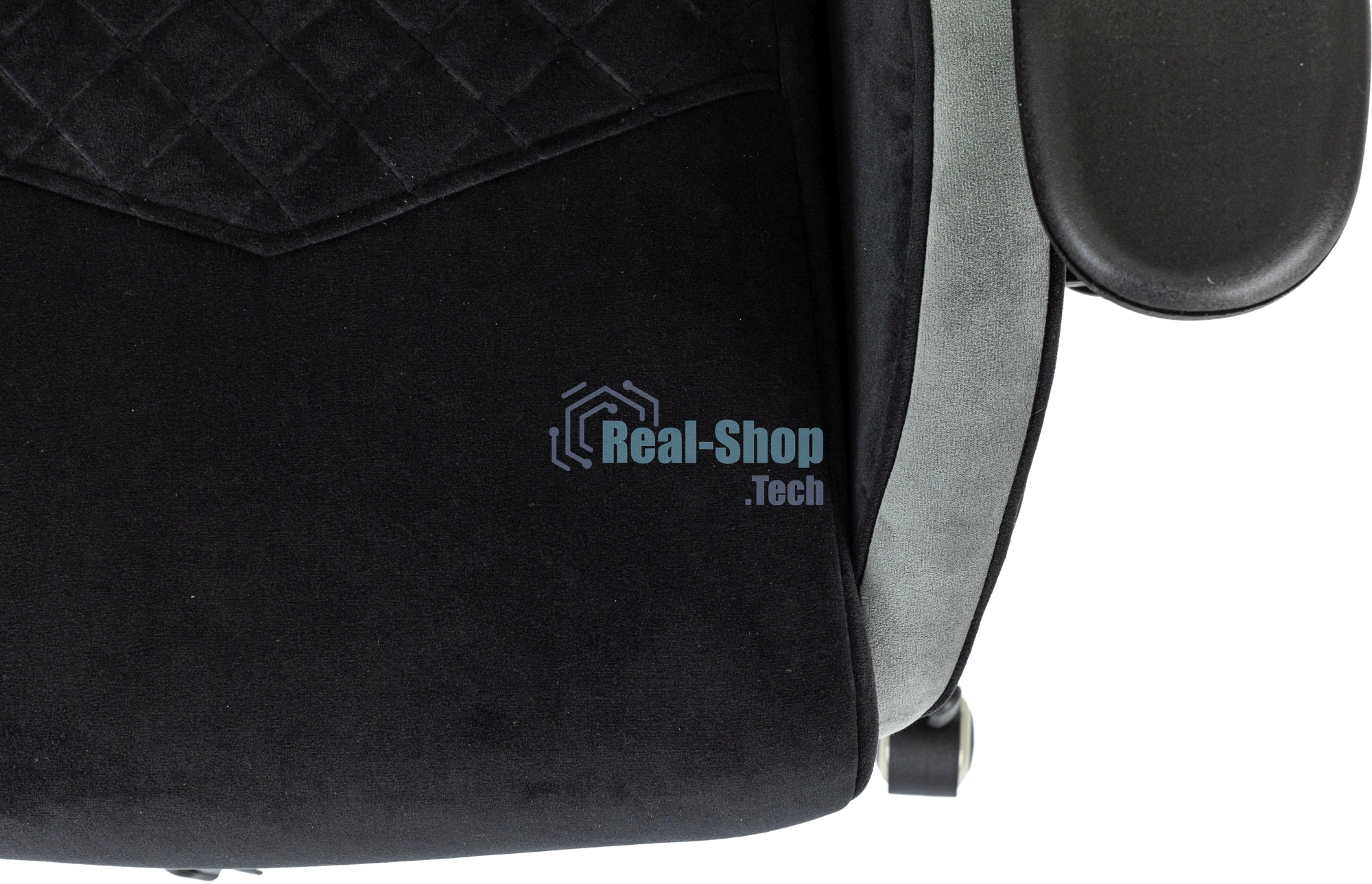 Кресло игровое Knight Regal Fabric черный/серый, иск. замша, крестов. металл