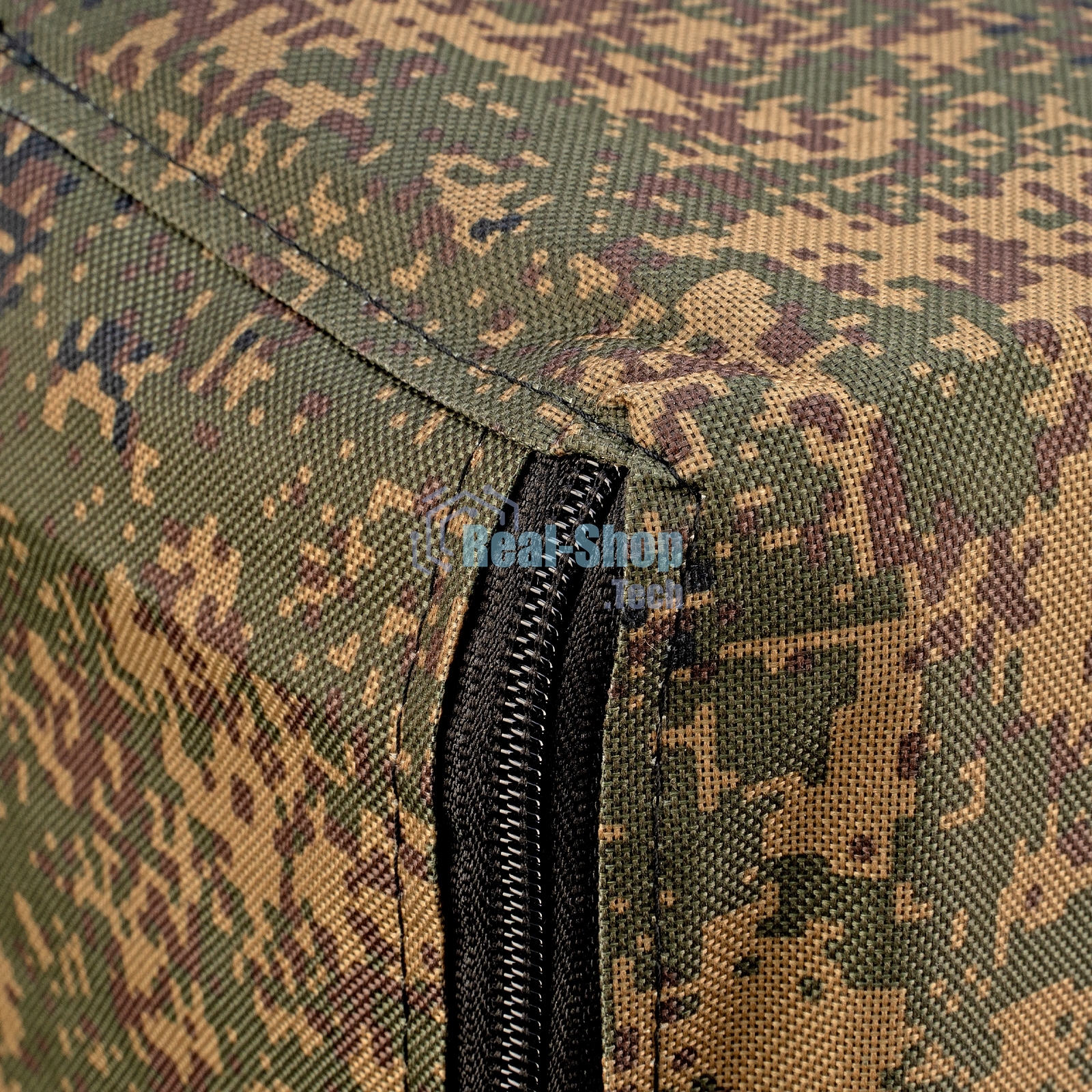 Чехол универсальный для генераторов Denzel