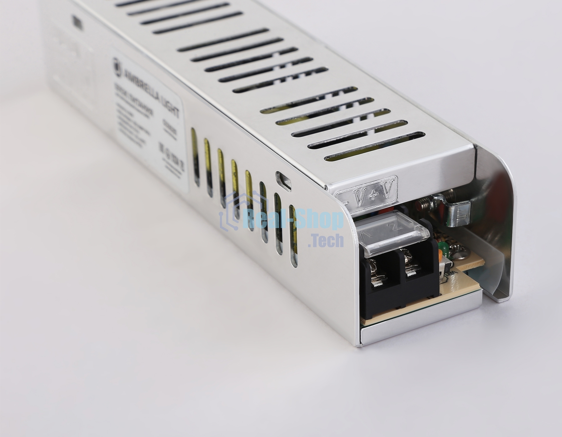 GS8681 блок питания 24V 60W 2.5A IP20 185-260V EMC 160*40*32