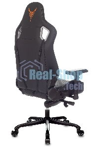 Кресло игровое Knight TITAN черный ромбик эко.кожа с подголов. крестовина металл