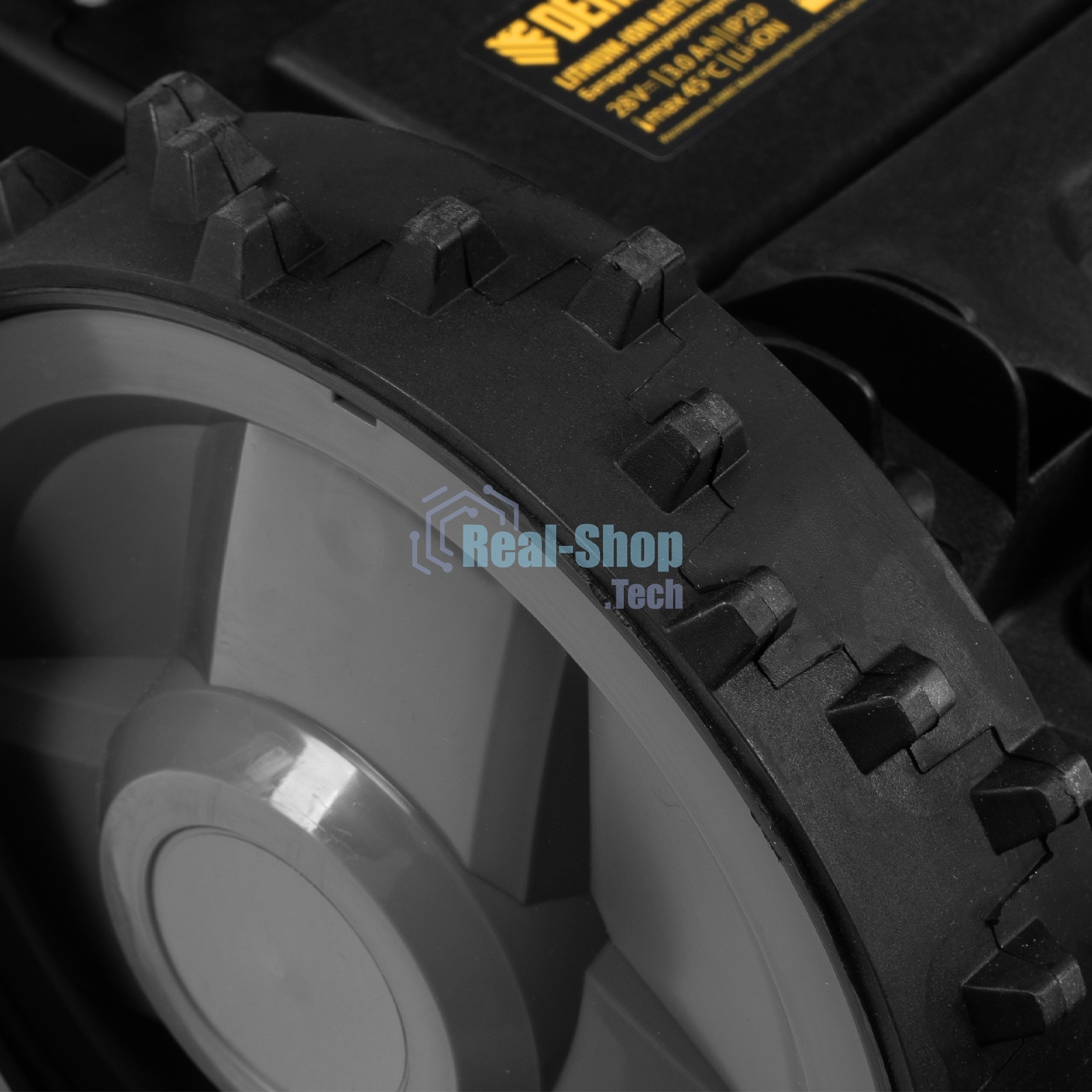 Робот-газонокосилка Denzel Grass Master 1000, ультразвуковой датчик, 3 Ач, LCD дисплей, Wi-Fi