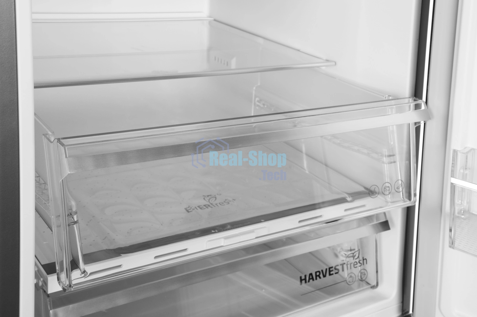 Холодильник Beko B1RCNK332W белый двухкамерный 200/100л морозилка снизу, No Frost