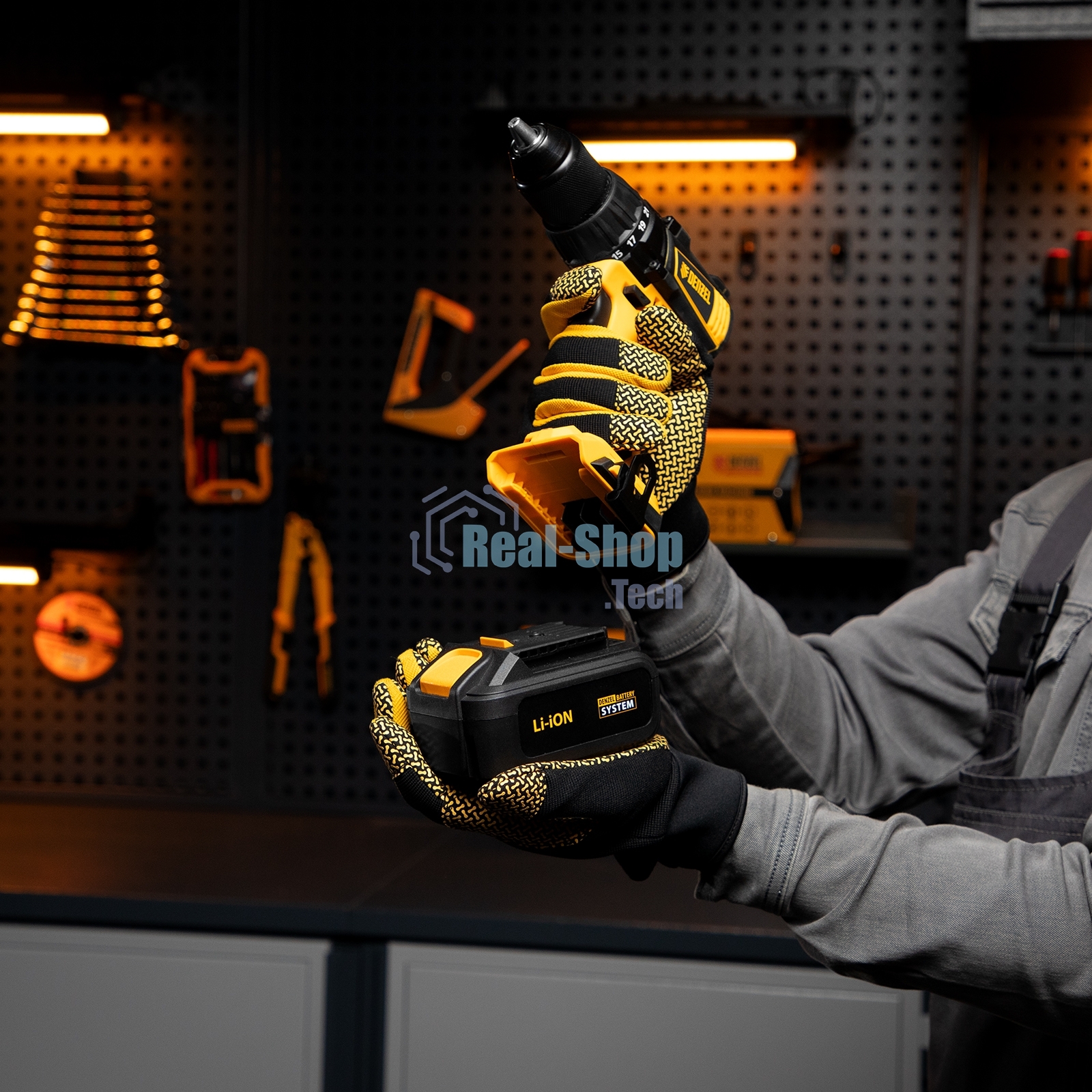 Батарея аккумуляторная Denzel IB-18-4.0, Li-Ion, 18 В, 4,0 А·ч