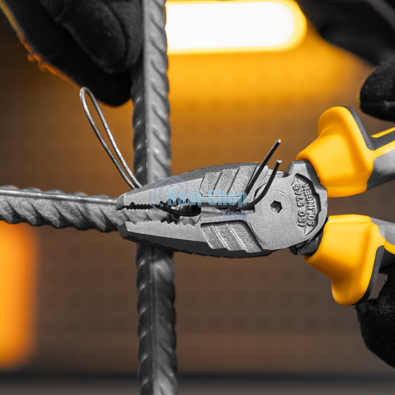 Плоскогубцы комбинированные Denzel 180 мм, трехкомпонентные рукоятки